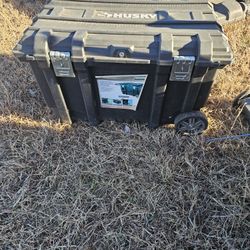 Husky Box And Dry Wall Tool 