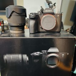 Sony A7IV Kit 