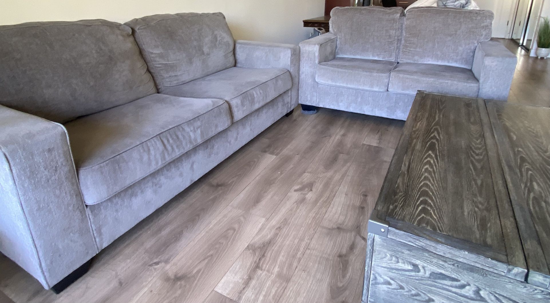 Sofa & Loveseat Bundle 