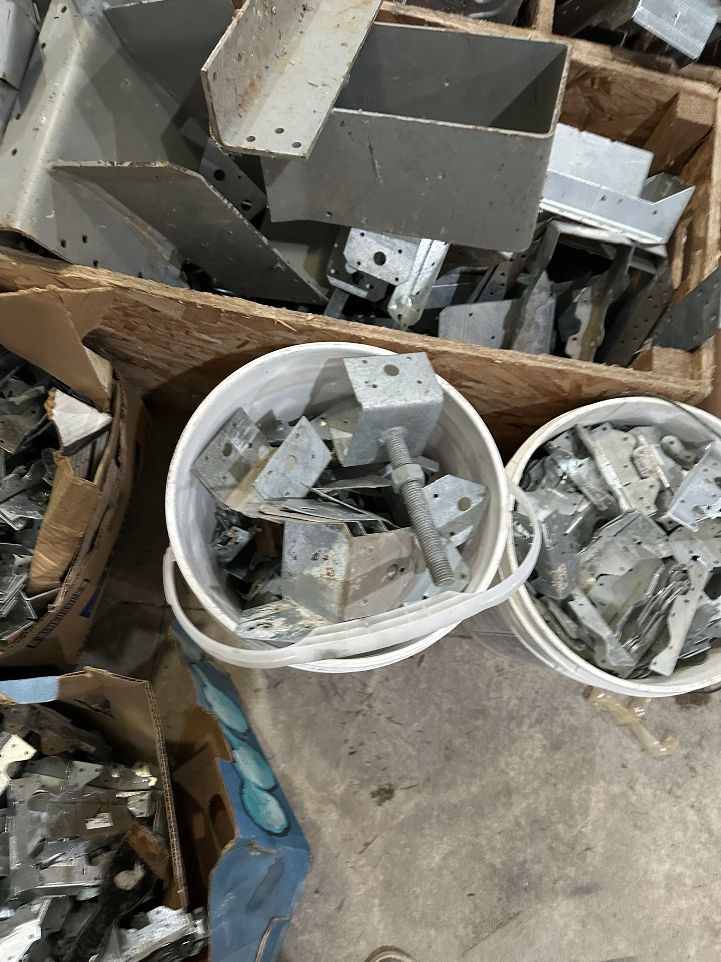 Hangers And Brackets For Framing 