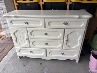 White wooden dresser