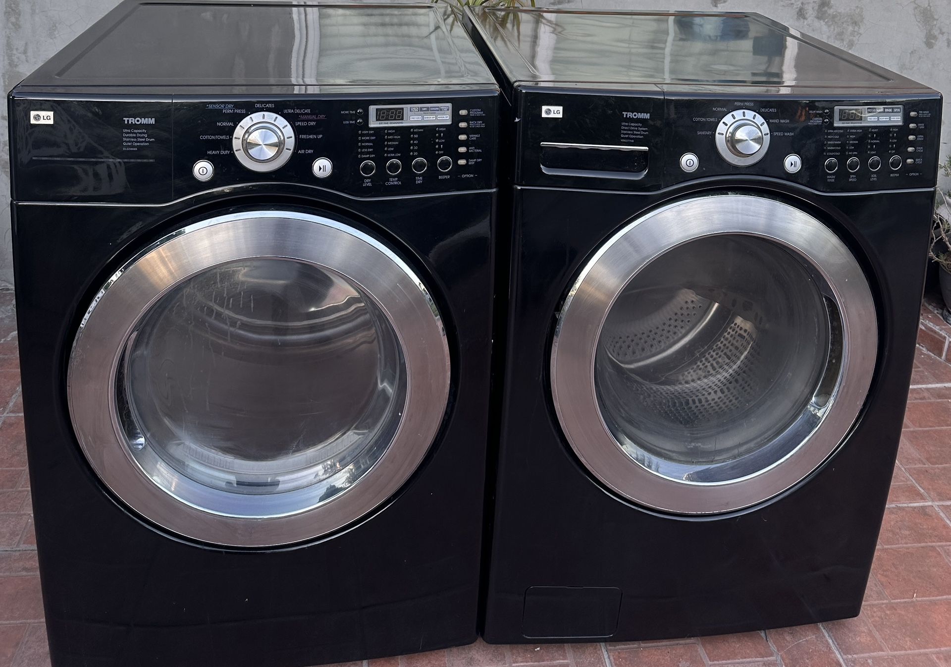 Lg  Washer& Dryer 