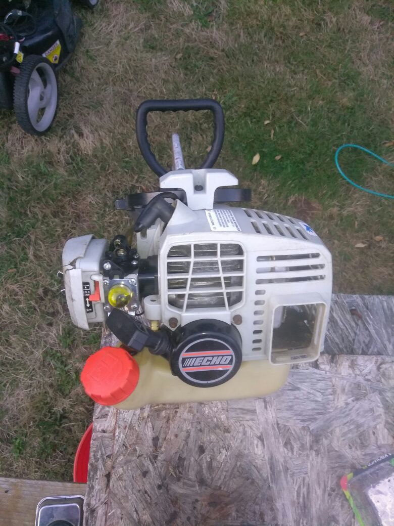 Echo GT200R weed eater. for Sale in WA OfferUp