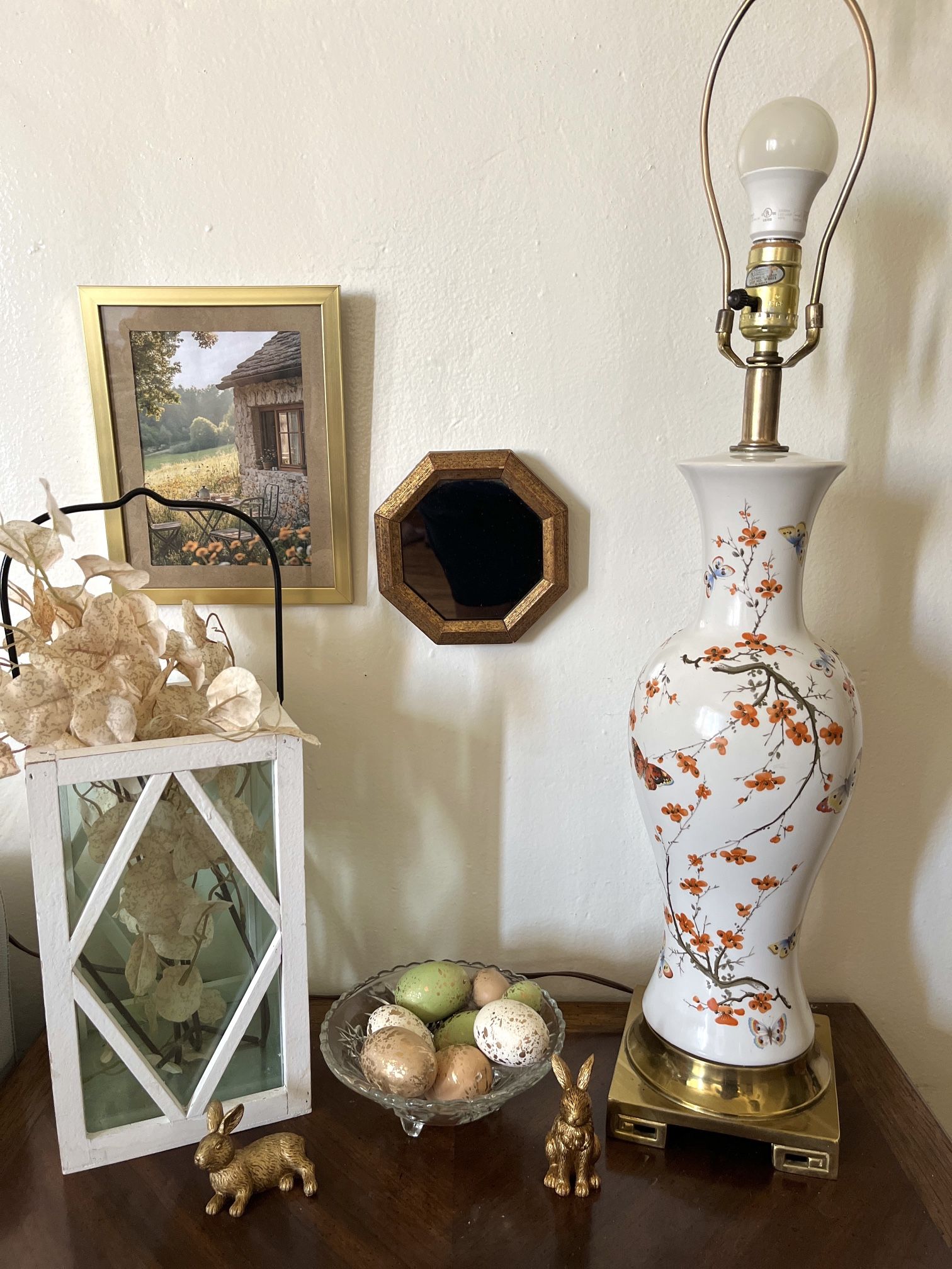 Vintage Chinoiserie Porcelain & Brass Lamp