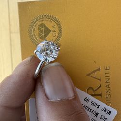 Beautiful, Genuine, Masonite Ring 2 Carat