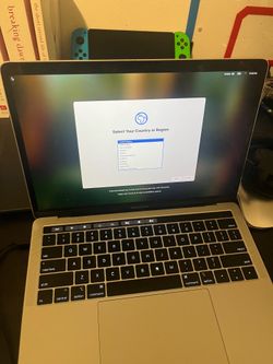 Mac book 150$