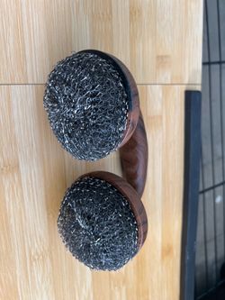 Dual head cast iron cleaner brush
