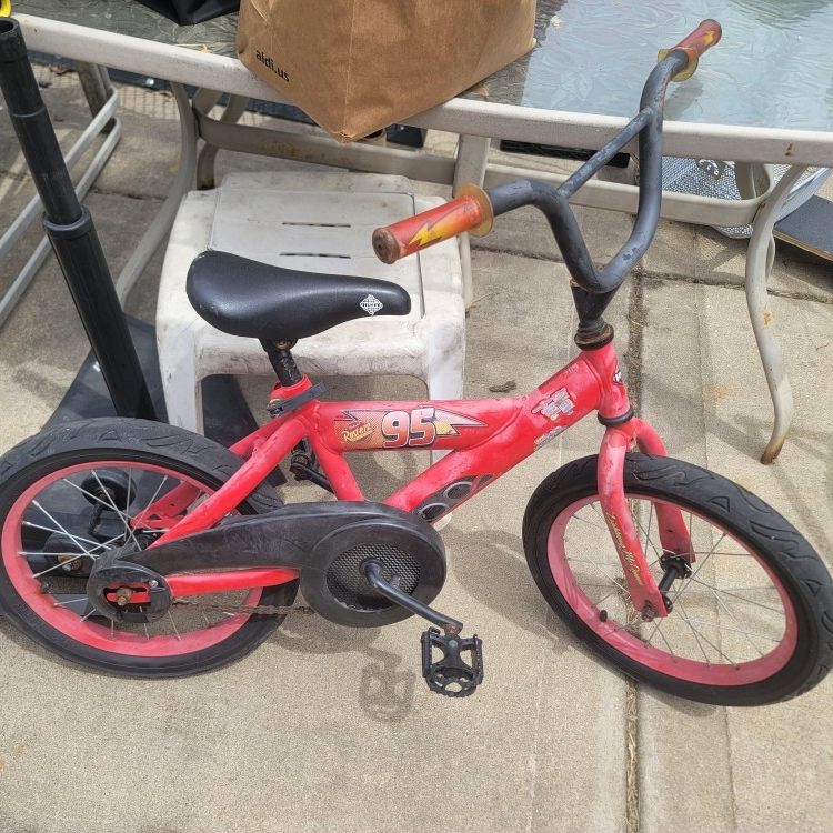 Lightning mcqueen 2024 bike 16 inch