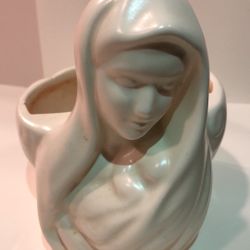 vintage Haeger Pottery Madonna and Child ceramic planter