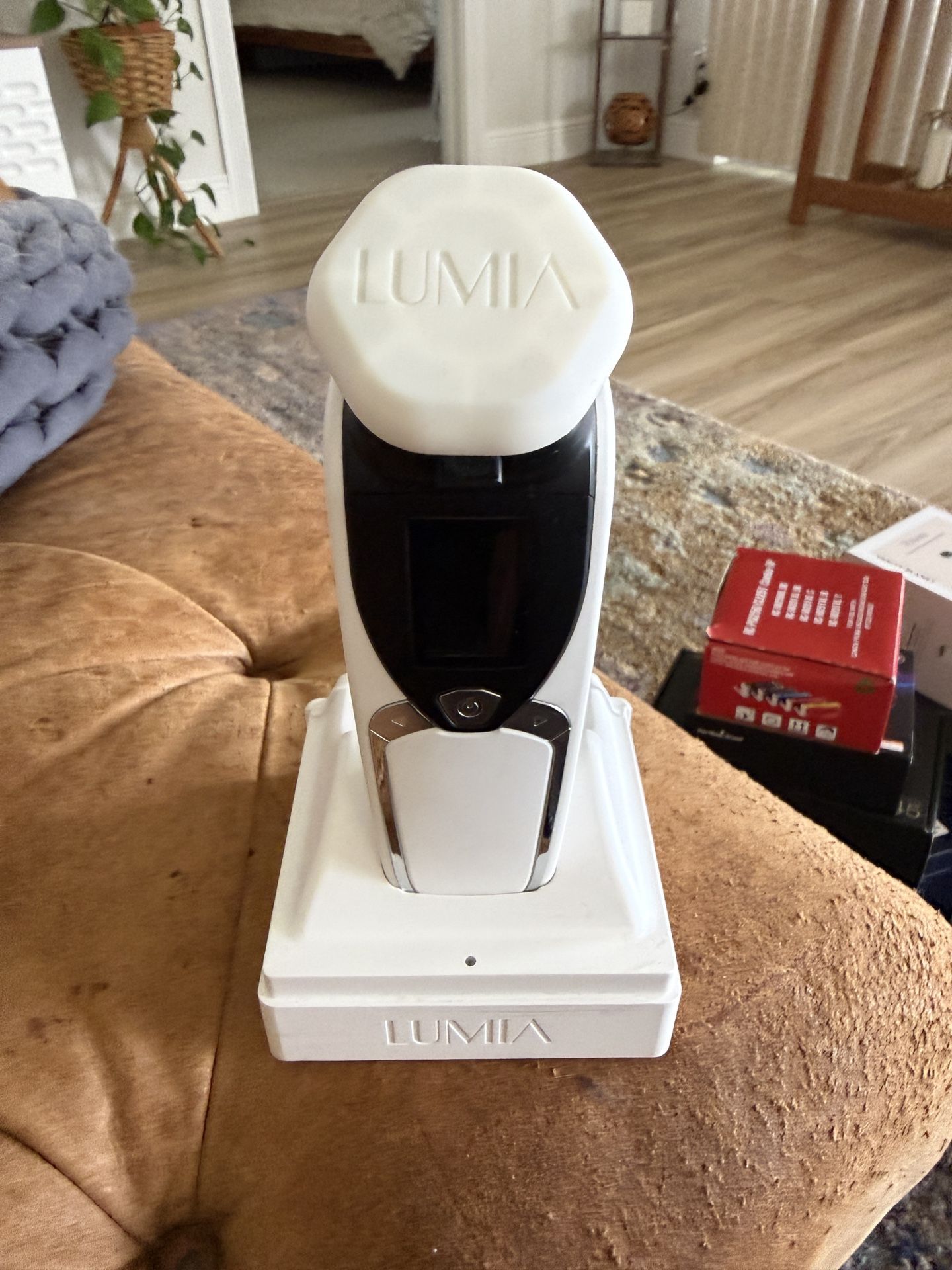 Experto PRO Infrared Facial Therapy Device