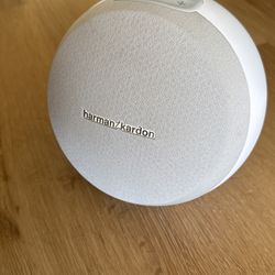 harman kardon hk omni 10+ Bluetooth Speaker Good Sound And Bass