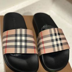 Burberry Slides 