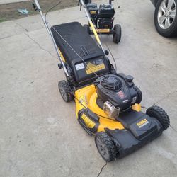 Dewalt GAS Lawn Mower 