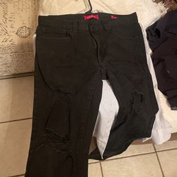 2 Pairs Of Guess Jeans 