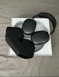 Apple AirPods Max Headphones with Case