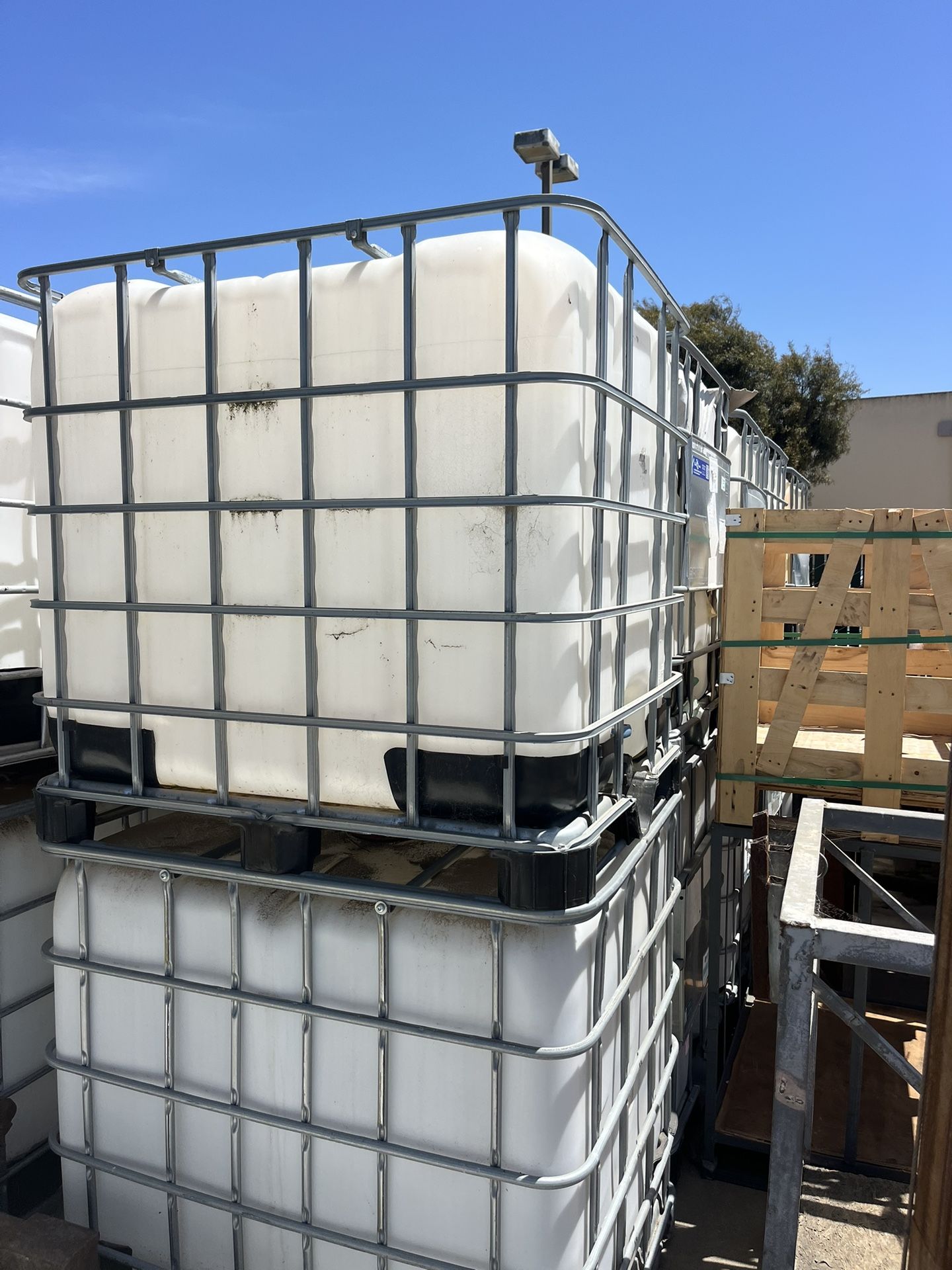 IBC Totes 275 Gal
