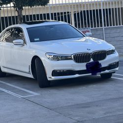 2016 BMW 740i