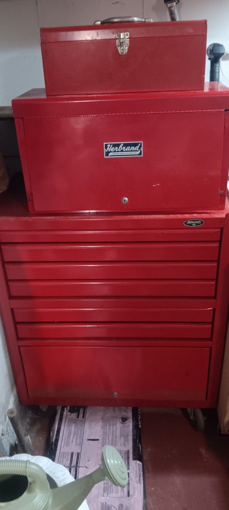 Vintage Williams Tool Chest With Tools Lot Huge Lot