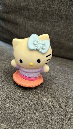 Mcdonalds Hello kitty Winter