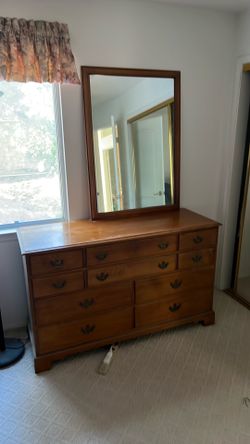 Dresser and mirror $100
