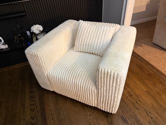 3 pieces living room furniture