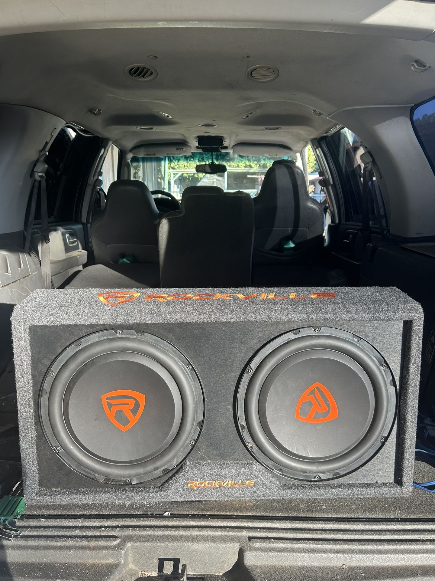 2000w 2  12’s subwoofer 