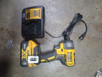 Dewalt XR impact 20vmax XR