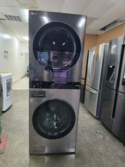 Washer and dryer tower