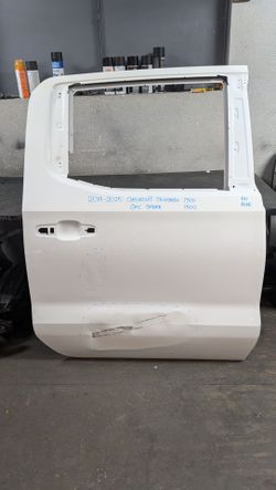 2019-2020-2021-2022-2023-2024-2025 CHEVROLET SILVERADO 1500 / GMC SIERRA 1500 RIGHT REAR DOOR OEM USED #10917