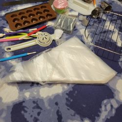 Cake Decorating Supplies