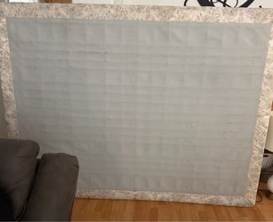 FREE QUEEN BOX SPRING