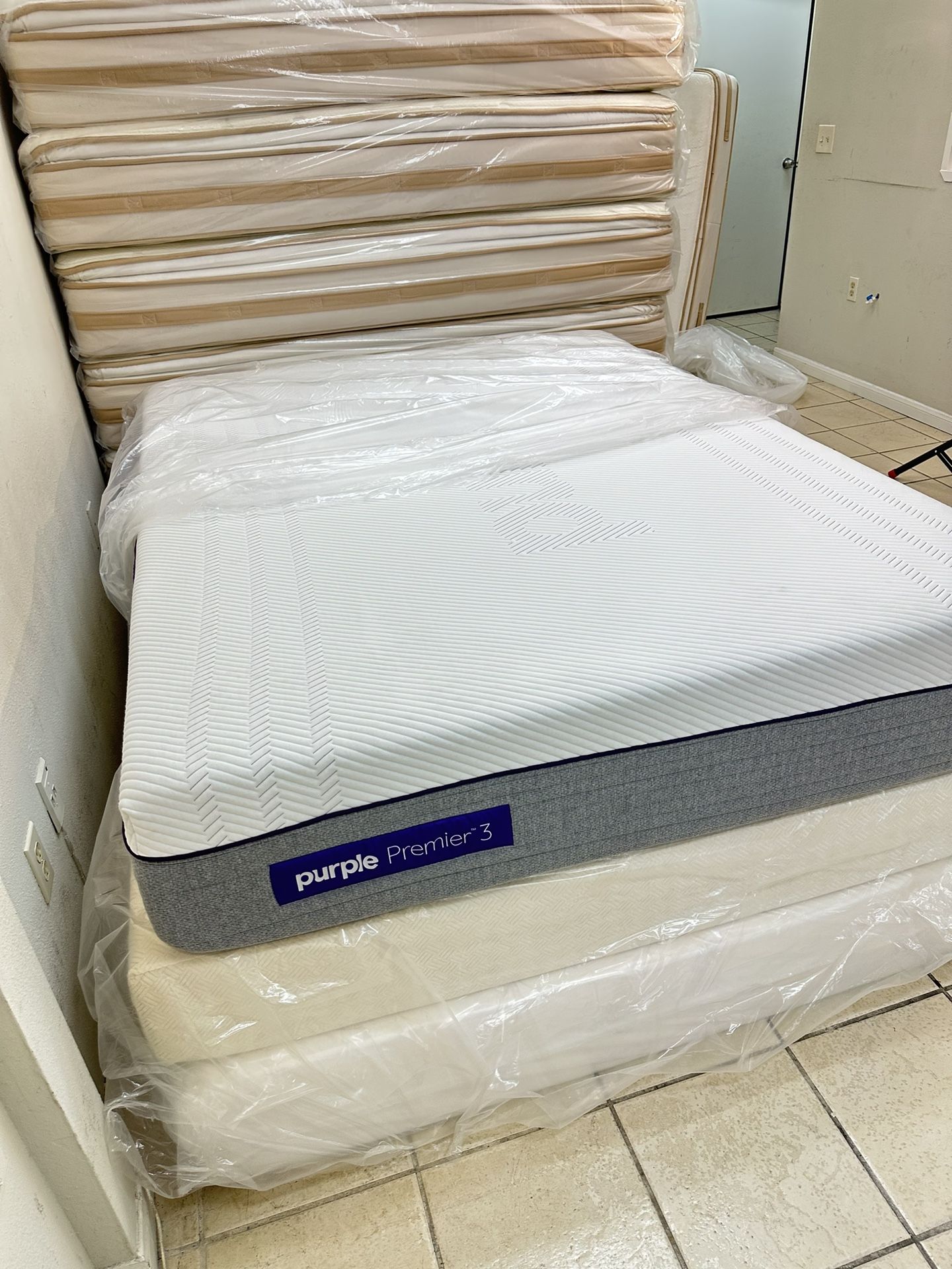 Queen Size Mattress And Box Spring