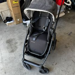 Uppa Baby Stroller With Nuna Car Seat Attachment 