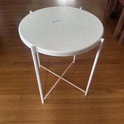 IKEA Gladom tray table Renovable white steel 17”X22”