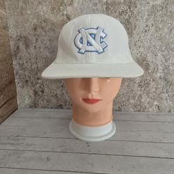 North Carolina Tar Heels Top Of The World White Fitted Hat Size S/M