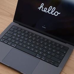MacBook Pro M3 Max (36gb/1tb)