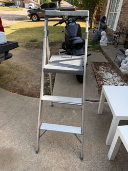 Cosco 5-Foot Aluminum Ladder