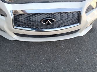 2014-2017 Infiniti Q50 complete front bumper with All the accessories oem.