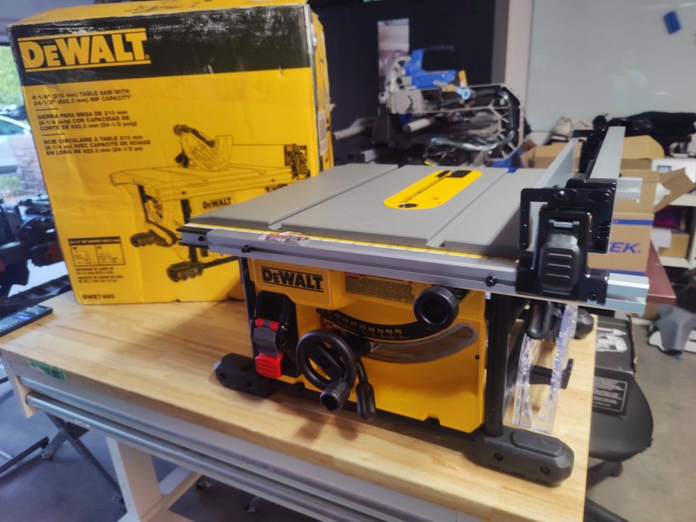 DeWalt 8-1/4" Table Saw