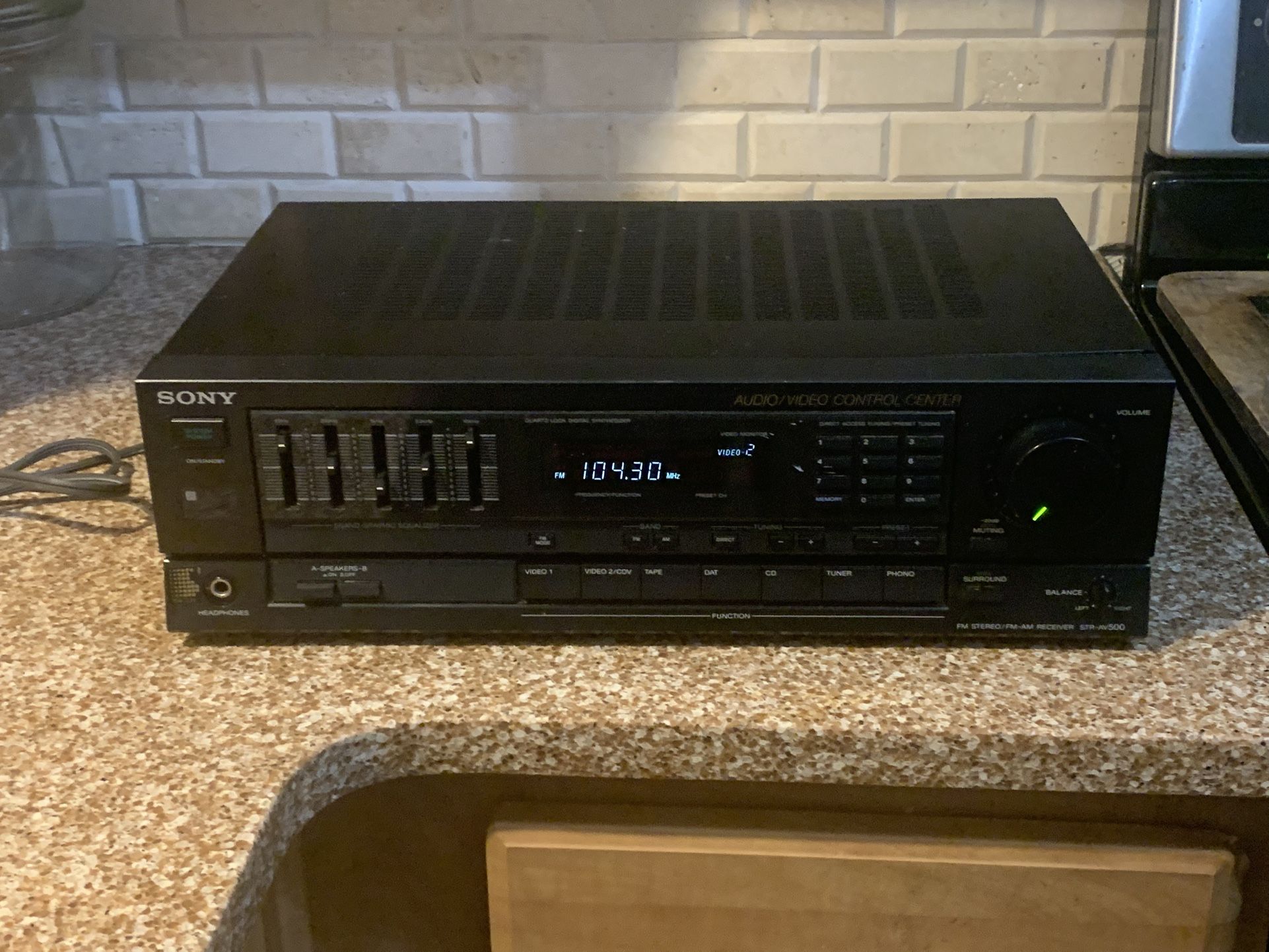 Vintage Sony FM Stereo/FM-AM Receiver