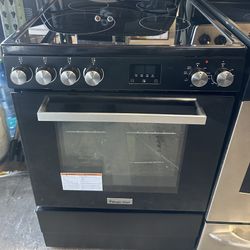 Magic Chef Stove Oven New 24" Wide Black Color Electric