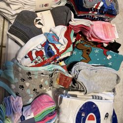 100 Pair Of Socks All For Great Price 