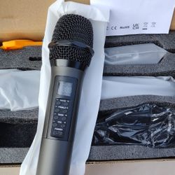 Wireless Microphones with Treble/Bass/Echo, Dual Dynamic Handheld Singing Mic with Receiver for Wedding Karaoke Machine PA System Speaker Amp Mixer