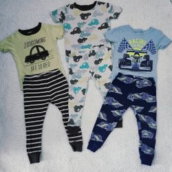 ✅️ Toddler Boy 3-Sets Carter's Car Pajamas• Size 3T• Good Condition• $10firm