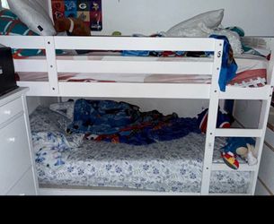 Bunk bed