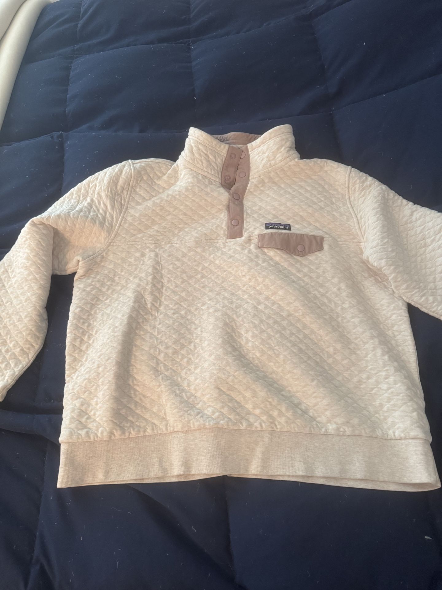 Patagonia quarter button up quilted sweater