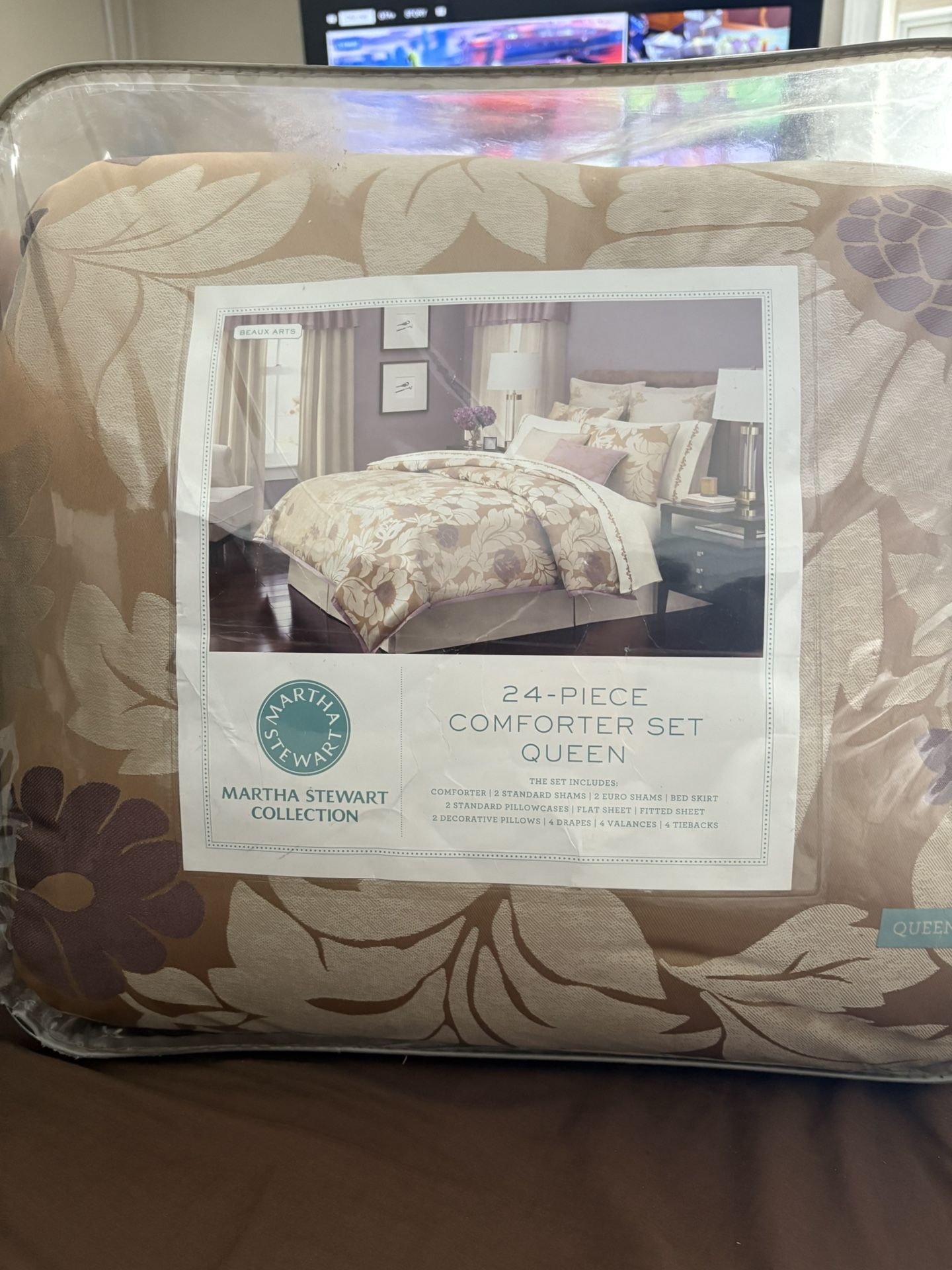 Martha Stewart Collection 24 Piece Comforter Set Queen