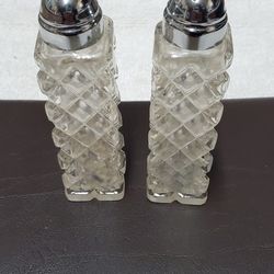 Vintage MCM Hand Blown Glass Salt N Pepper Shakers From Mexico 