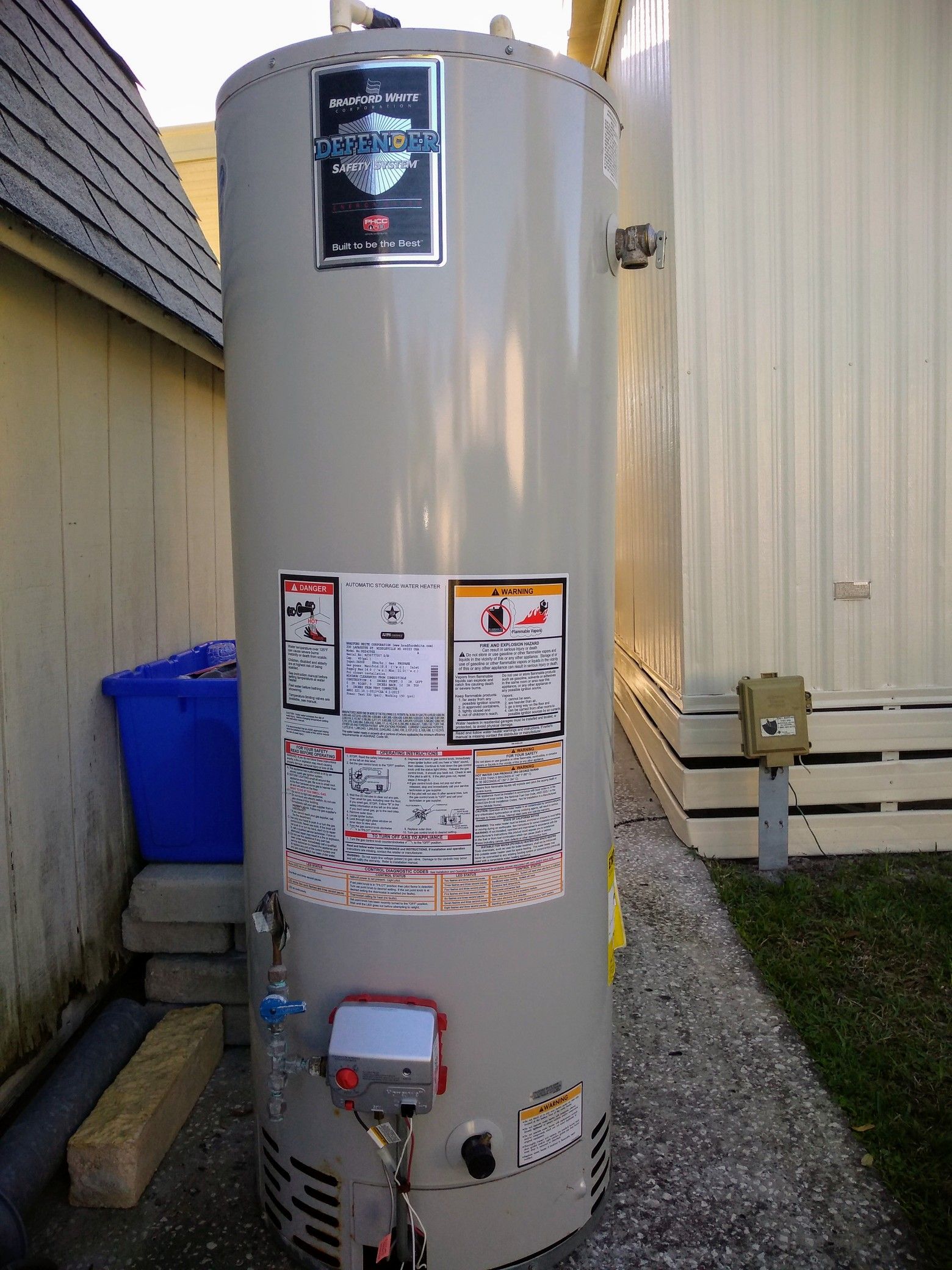 Bradford White 40 gal. propane gas water heater