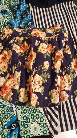 Womens Skirts size M